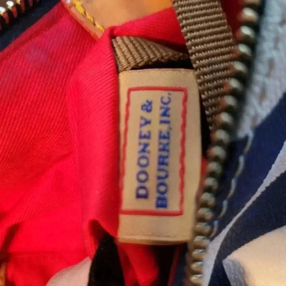 DOONEY & BOURKE SHOULDER BAG - Picture 13 of 14